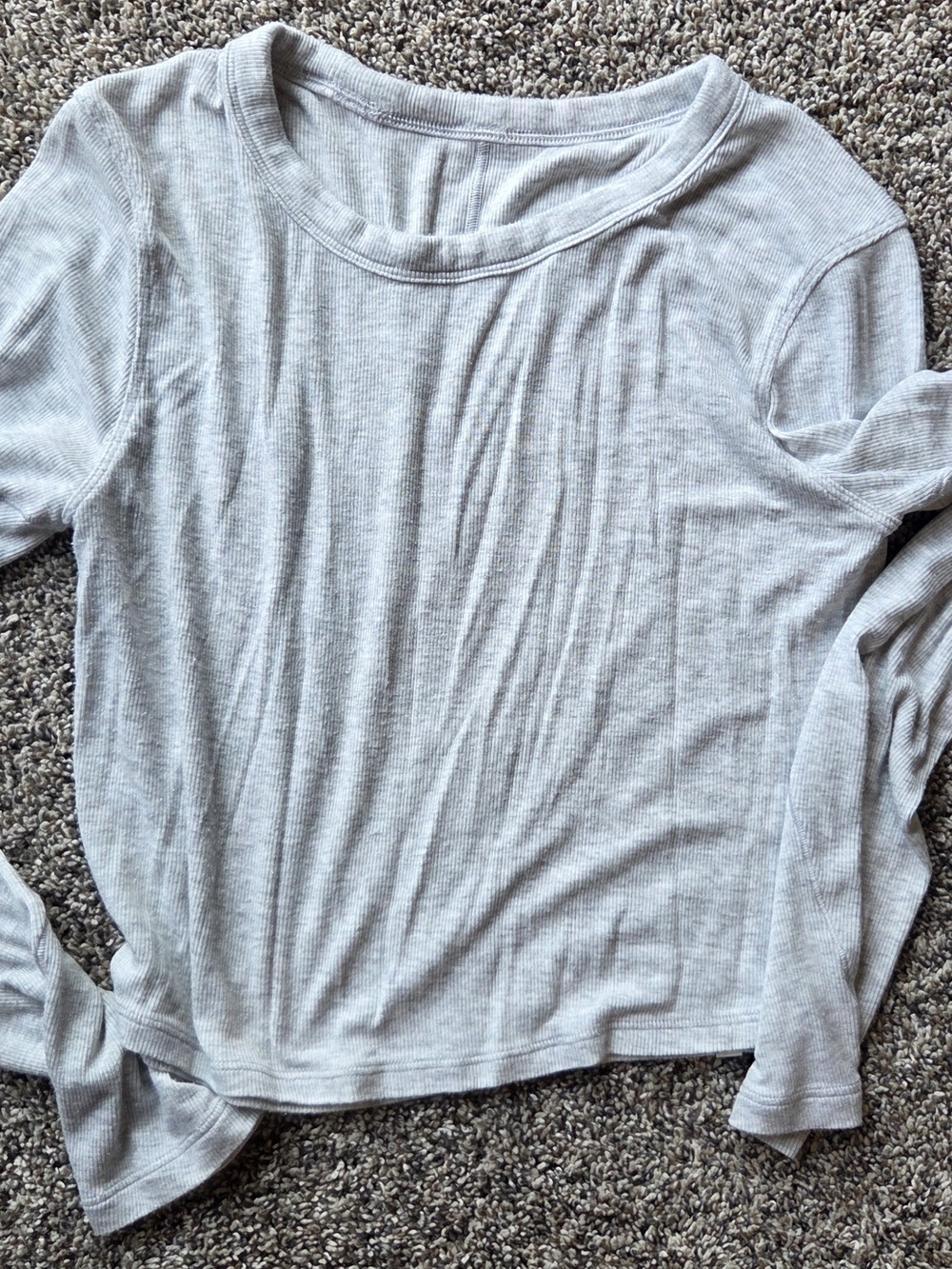 lululemon athletica Light Gray Ribbed Long Sleeve Crop Top